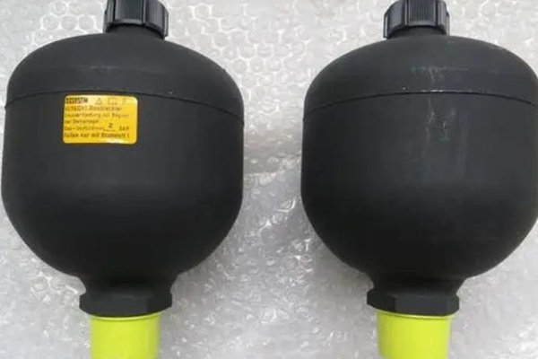 蓄能器充氣工具不會(huì)使用？這份使用指南要收好！